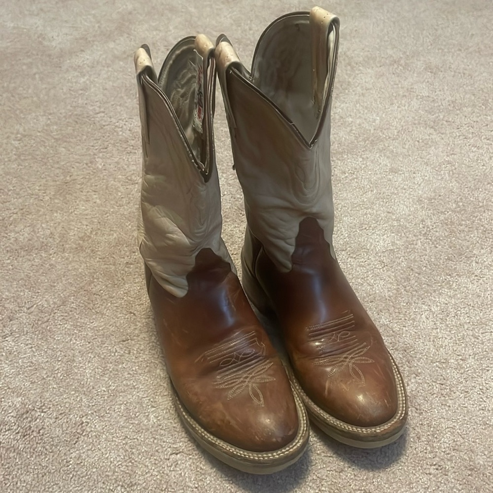 Tony lama cowboy boots sz 5
